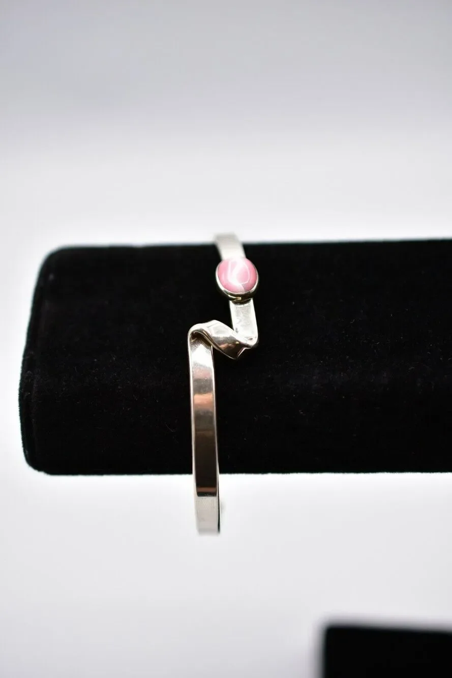 Vintage USA 925 Sterling Silver Signed Cuff Bracelet Pink Stone 16.75 Chic Bin7